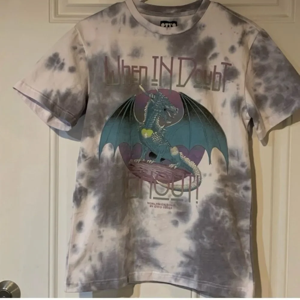 Otto Pete The Dragon Graphic Youth XS  Tee NWT